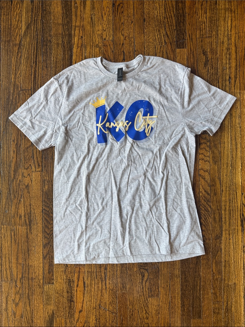 Gildan Gray Kansas City KC Graphic Tee with Blue and Gold Accents